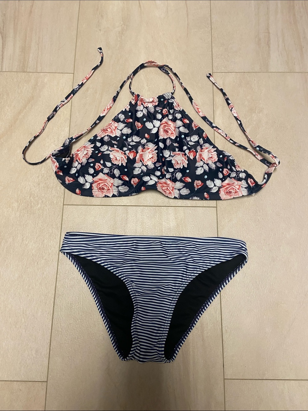 NWOT halter bikini